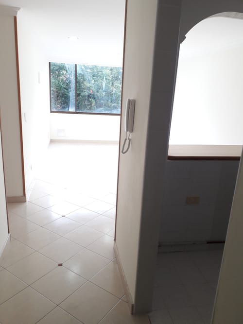 Apartamento de 3 alcobas en arriendo en Atabanza, Bogotá, 97 m² · foto 2 de 21