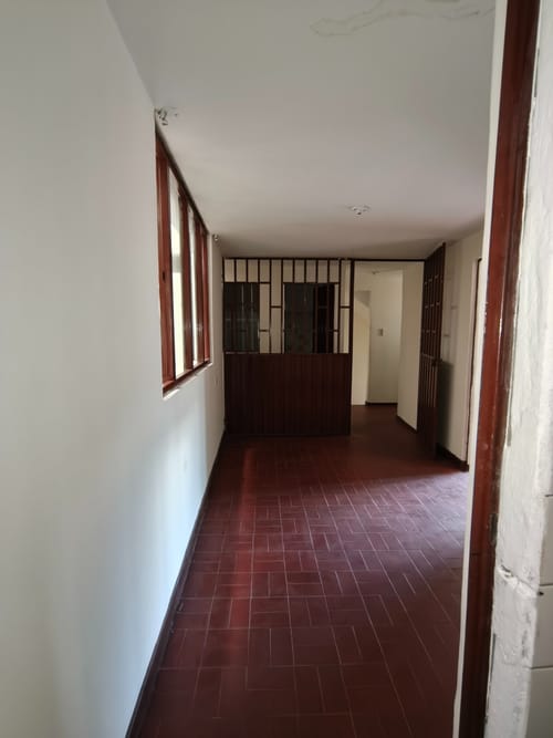 Casa de 6 alcobas en venta en Engativá, Bogotá, 216 m² · foto 14 de 24