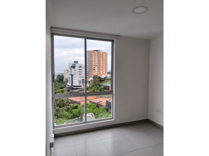 Apartamento de 2 alcobas en venta en Pinares, Pereira, 52 m² · foto 9 de 14