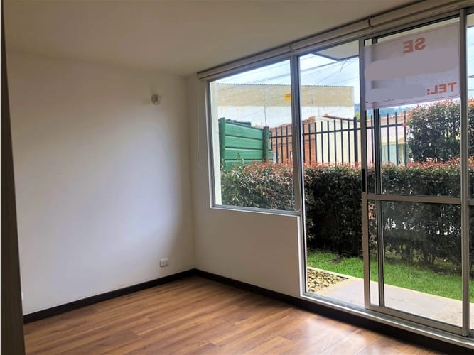 Apartamento de 2 alcobas en venta en Sector La Esmeralda, Tocancipá, 51 m² · foto 7 de 24