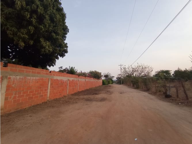 Lote en venta en Vista Hermosa Sur, Santa Marta, 1397 m² · foto 2 de 17
