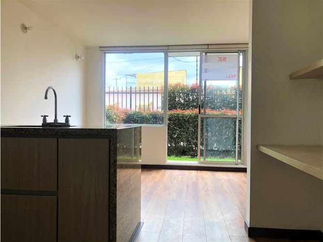 Apartamento de 2 alcobas en venta en Sector La Esmeralda, Tocancipá, 51 m² · foto 20 de 24