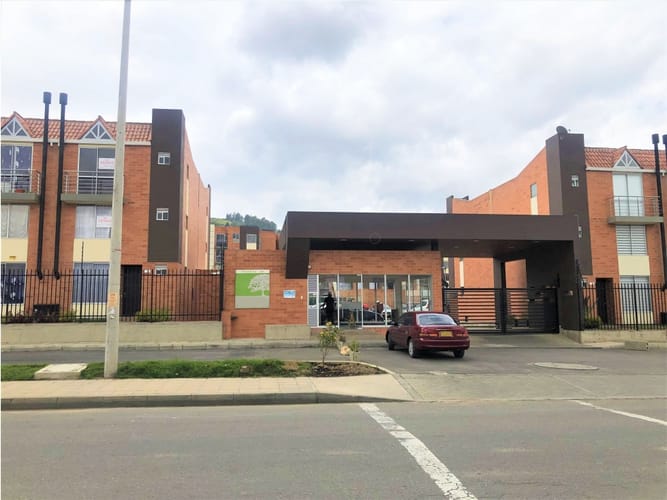 Apartamento de 2 alcobas en venta en Sector La Esmeralda, Tocancipá, 51 m² · foto 23 de 24