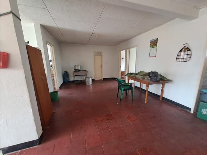 Casa de 6 alcobas en venta en San Gregorio, Villavicencio, 240 m² · foto 11 de 13