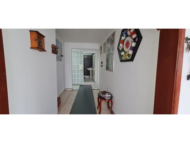 Casa de 7 alcobas en venta en Super Manzana 11, Bogotá, 295 m² · foto 6 de 24