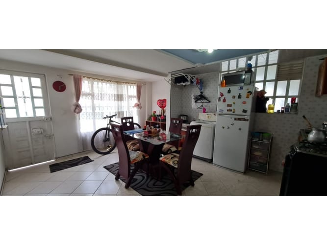Casa de 7 alcobas en venta en Super Manzana 11, Bogotá, 295 m² · foto 15 de 24