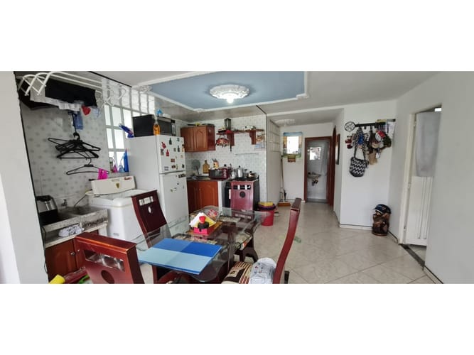 Casa de 7 alcobas en venta en Super Manzana 11, Bogotá, 295 m² · foto 16 de 24