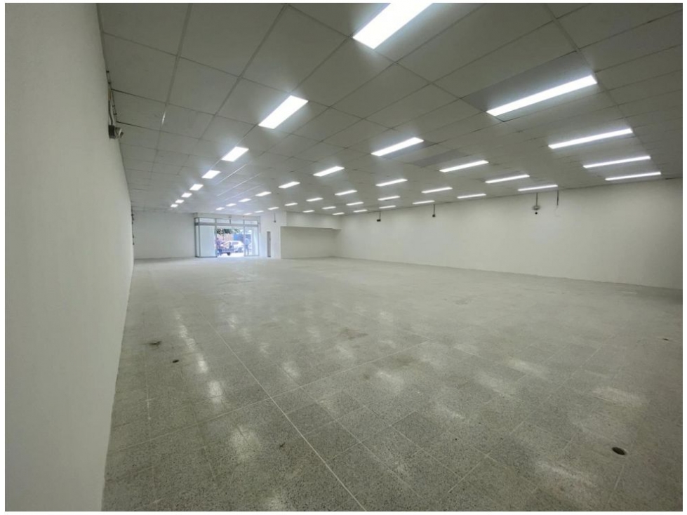 Local en arriendo en Galicia, Santa Marta, 434 m² · foto 2 de 8