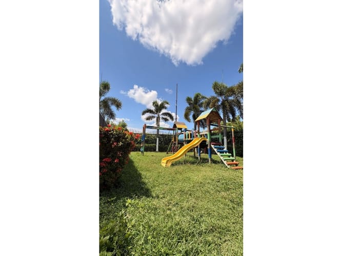Apartamento de 2 alcobas en venta en Girardot, Girardot, 82 m² · foto 10 de 11