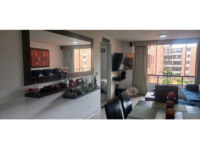 Apartamento de 3 alcobas en venta en La Campiña, Bogotá, 75 m² · foto 4 de 16