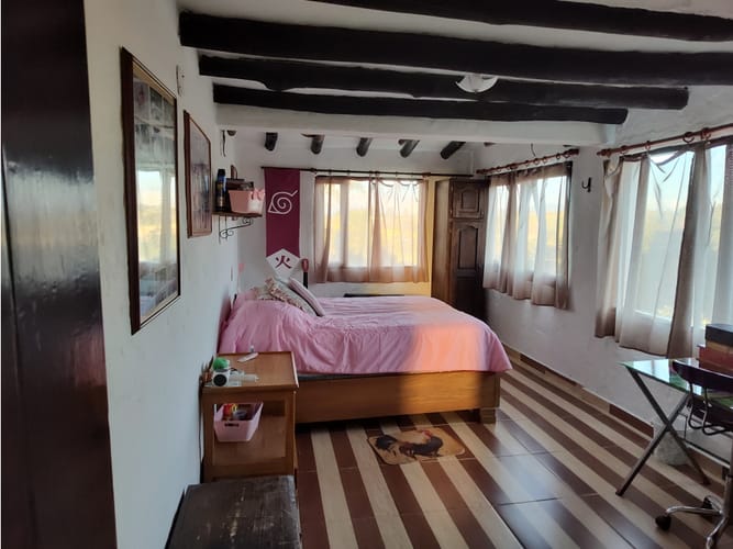 Casa de 3 alcobas en venta en Cuatro Esquinas, Rionegro, 280 m² · foto 5 de 11
