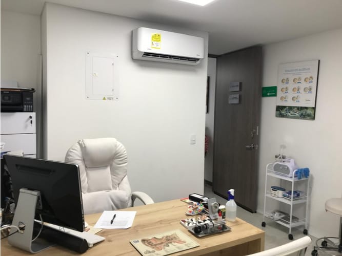 Consultorio en venta en El Faro, Rionegro, 31 m² · foto 3 de 8