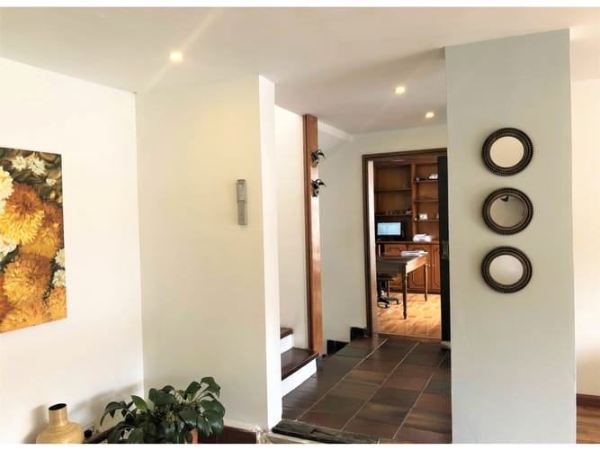 Casa de 4 alcobas en venta en Pontevedra, Bogotá, 254 m² · foto 4 de 24