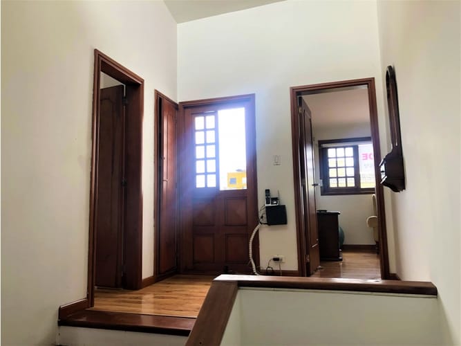 Casa de 4 alcobas en venta en Pontevedra, Bogotá, 254 m² · foto 8 de 24