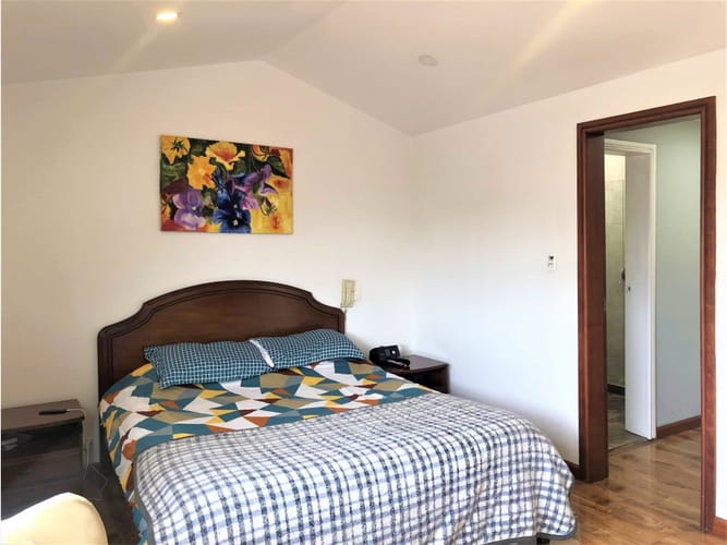 Casa de 4 alcobas en venta en Pontevedra, Bogotá, 254 m² · foto 10 de 24