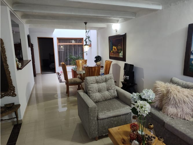 Casa de 3 alcobas en venta en El Porvenir, Rionegro, 140 m² · foto 4 de 16