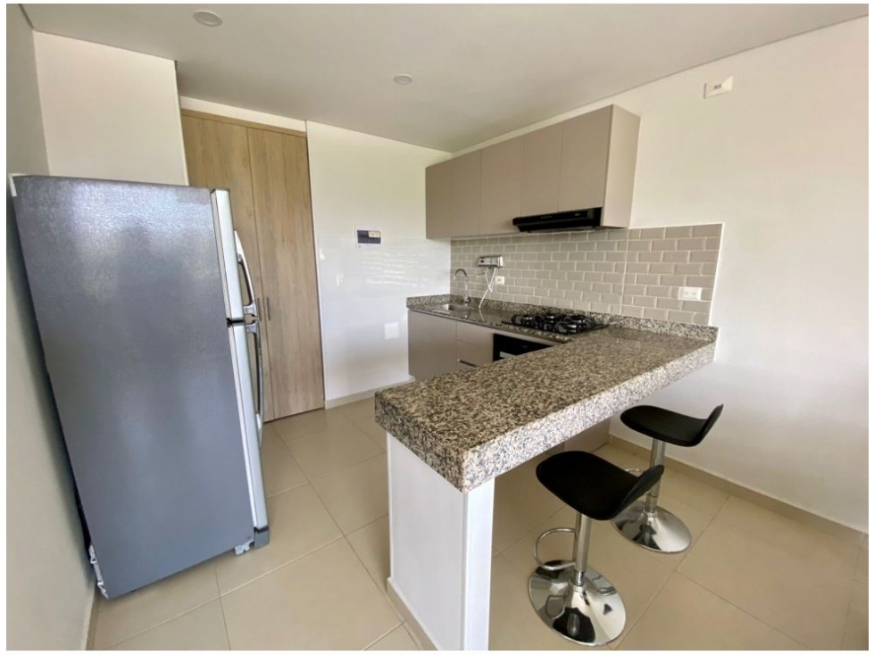 Apartamento de 2 alcobas en venta en Las Villas, Santa Marta, 65 m² · foto 2 de 15