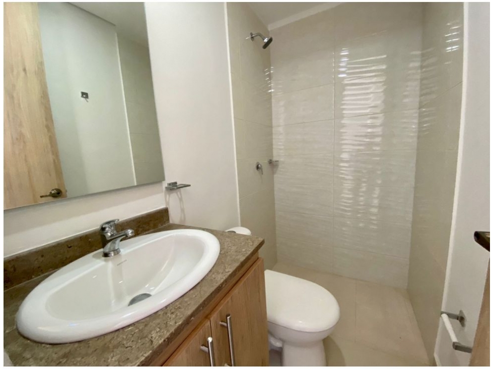 Apartamento de 2 alcobas en venta en Las Villas, Santa Marta, 65 m² · foto 9 de 15