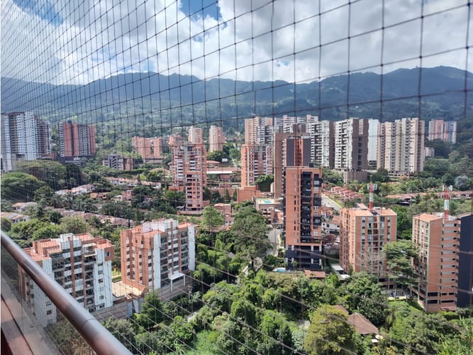 Apartamento de 3 alcobas en venta en Cumbres, Envigado, 283 m² · foto 5 de 24