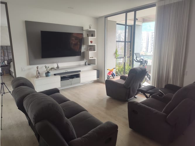 Apartamento de 3 alcobas en venta en Cumbres, Envigado, 283 m² · foto 8 de 24