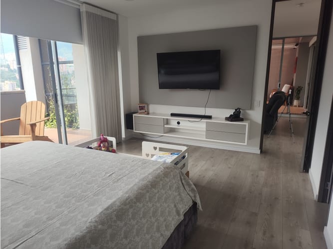 Apartamento de 3 alcobas en venta en Cumbres, Envigado, 283 m² · foto 10 de 24