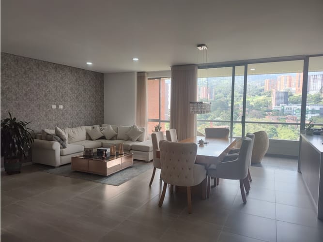 Apartamento de 3 alcobas en venta en Cumbres, Envigado, 283 m² · foto 22 de 24