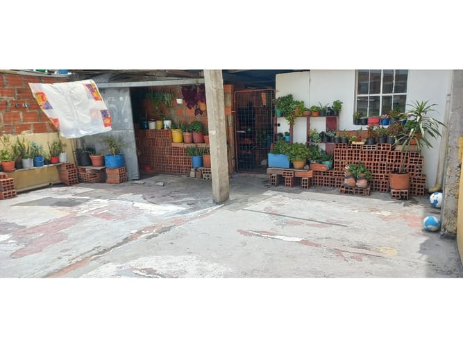 Casa de 7 alcobas en venta en La Campiña, Bogotá, 238 m² · foto 22 de 24