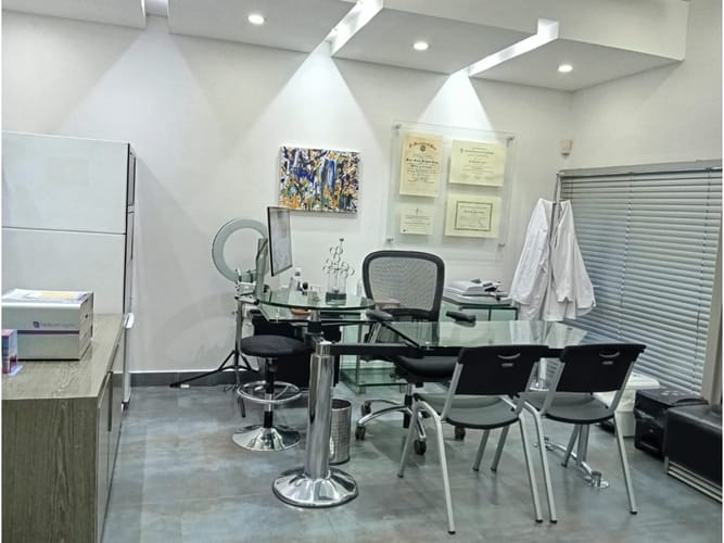 Consultorio en venta en Tequendama, Cali, 55 m² · foto 3 de 13
