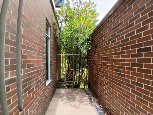 Casa de 3 alcobas en arriendo en Urbanización Las Cumbres, Envigado, 448 m² · foto 13 de 24