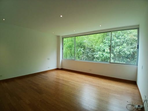 Casa de 3 alcobas en arriendo en Urbanización Las Cumbres, Envigado, 448 m² · foto 17 de 24