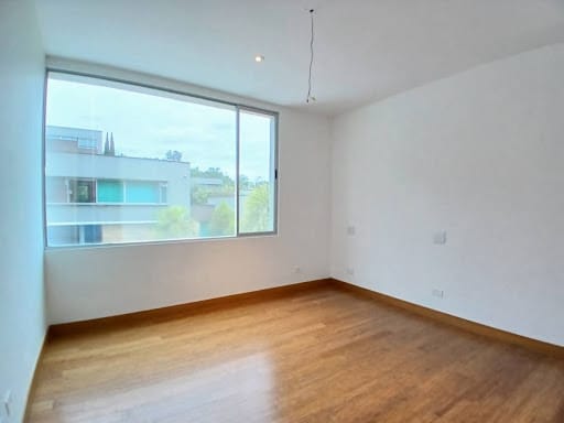 Casa de 3 alcobas en arriendo en Urbanización Las Cumbres, Envigado, 448 m² · foto 18 de 24