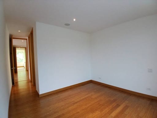 Casa de 3 alcobas en arriendo en Urbanización Las Cumbres, Envigado, 448 m² · foto 20 de 24