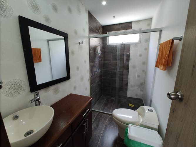 Casa de 3 alcobas en venta en Las Mercedes, Marinilla, 240 m² · foto 14 de 24