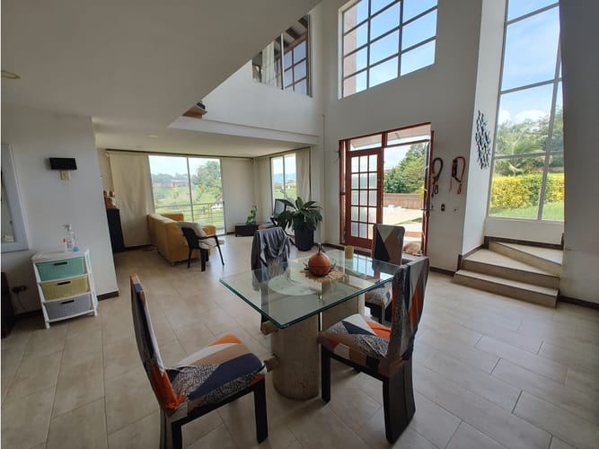 Casa de 3 alcobas en venta en Las Mercedes, Marinilla, 240 m² · foto 18 de 24