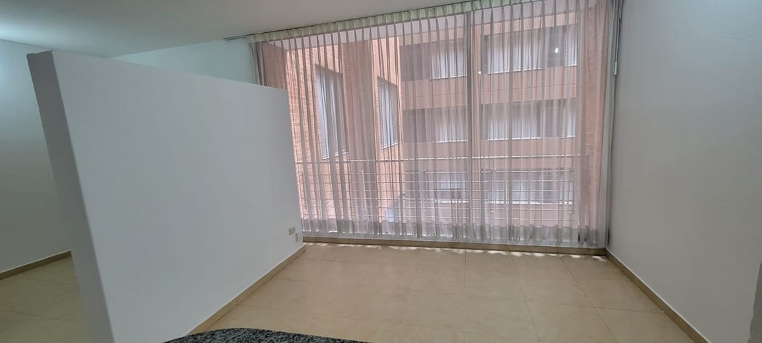Apartamento de 1 alcoba en arriendo en Chapinero, Bogotá, 37 m² · foto 3 de 10