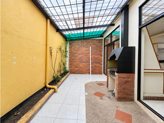 Casa de 4 alcobas en venta en Jorge Eliecer Gaitan, Tunja, 219 m² · foto 2 de 11