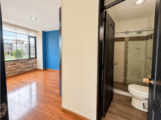 Casa de 4 alcobas en venta en Jorge Eliecer Gaitan, Tunja, 219 m² · foto 5 de 11