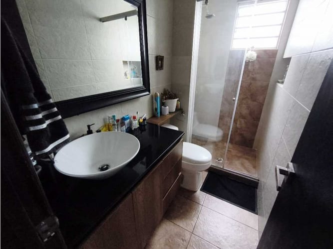 Apartamento de 3 alcobas en venta en Belalcazar, Bogotá, 101 m² · foto 14 de 24