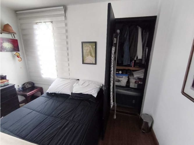 Apartamento de 3 alcobas en venta en Belalcazar, Bogotá, 101 m² · foto 16 de 24