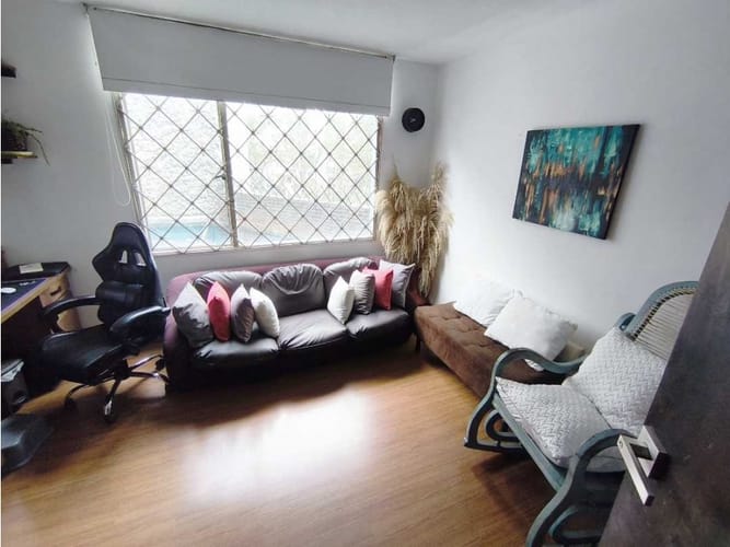 Apartamento de 3 alcobas en venta en Belalcazar, Bogotá, 101 m² · foto 18 de 24