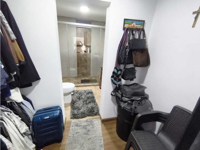 Apartamento de 3 alcobas en venta en Belalcazar, Bogotá, 101 m² · foto 23 de 24