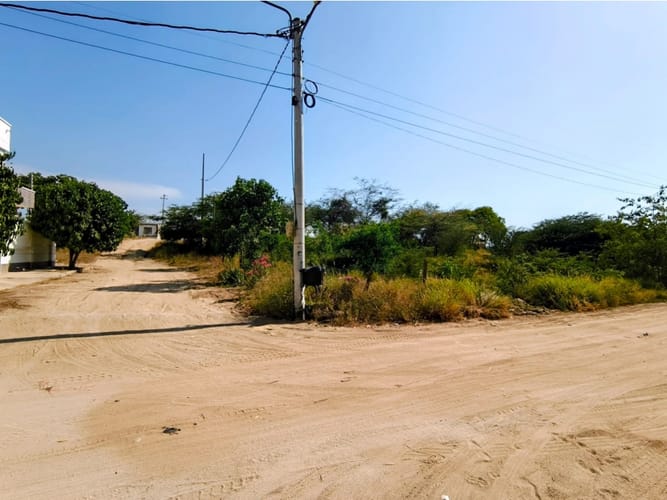 Lote en venta en Bello Horizonte, Santa Marta, 2100 m² · foto 4 de 8