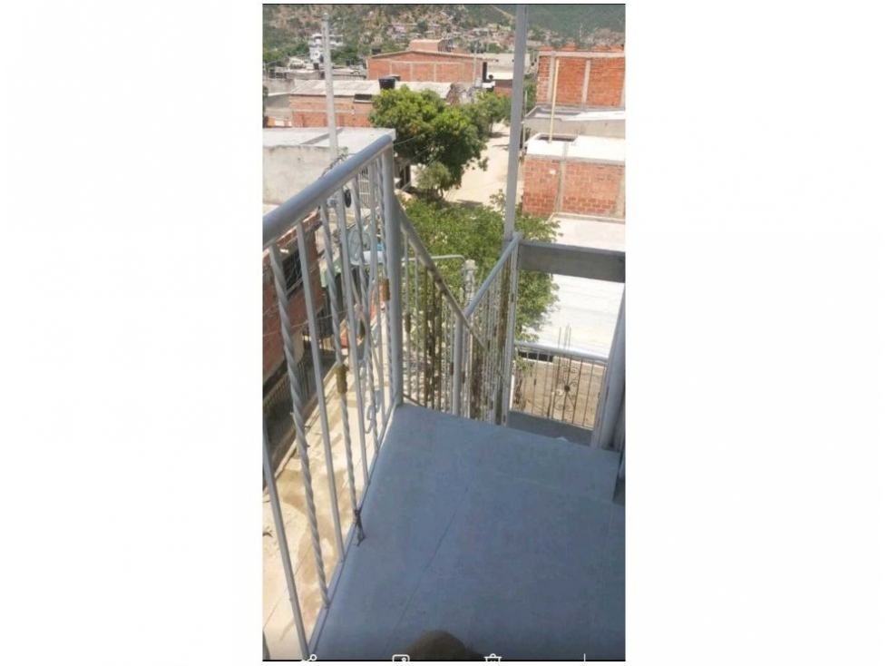 Edificio en venta en Ub Los Laures, Santa Marta, 392 m² · foto 5 de 24