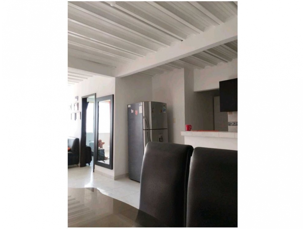 Edificio en venta en Ub Los Laures, Santa Marta, 392 m² · foto 8 de 24