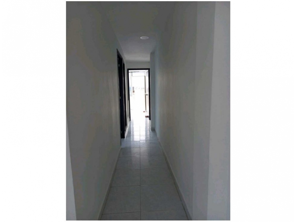 Edificio en venta en Ub Los Laures, Santa Marta, 392 m² · foto 17 de 24