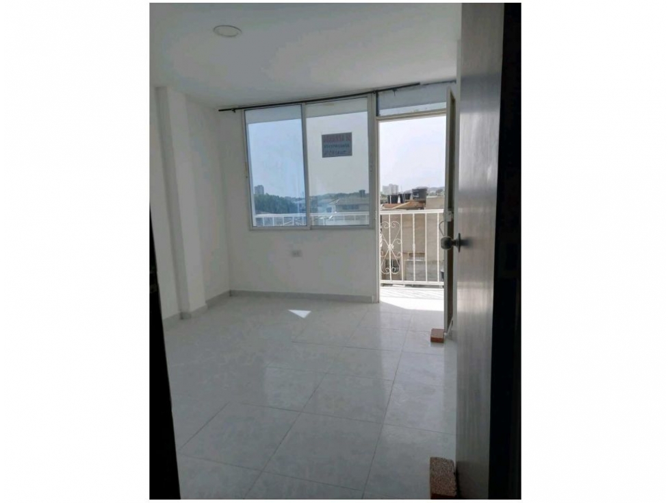 Edificio en venta en Ub Los Laures, Santa Marta, 392 m² · foto 20 de 24