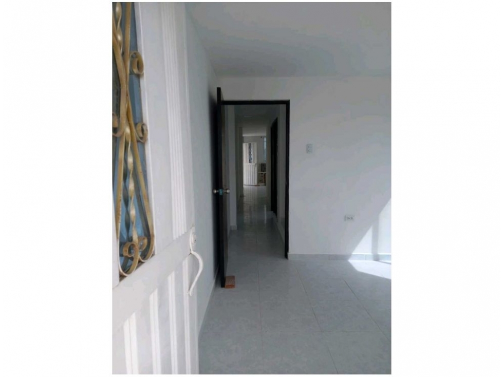 Edificio en venta en Ub Los Laures, Santa Marta, 392 m² · foto 22 de 24