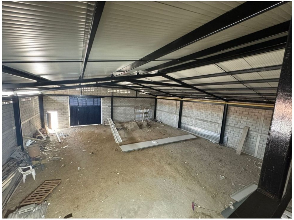 Bodega en arriendo en Manzanares, Santa Marta, 330 m² · foto 8 de 9