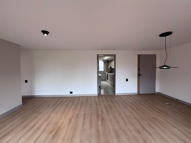 Apartamento de 3 alcobas en arriendo en El Poblado, Medellín, 101 m² · foto 7 de 14