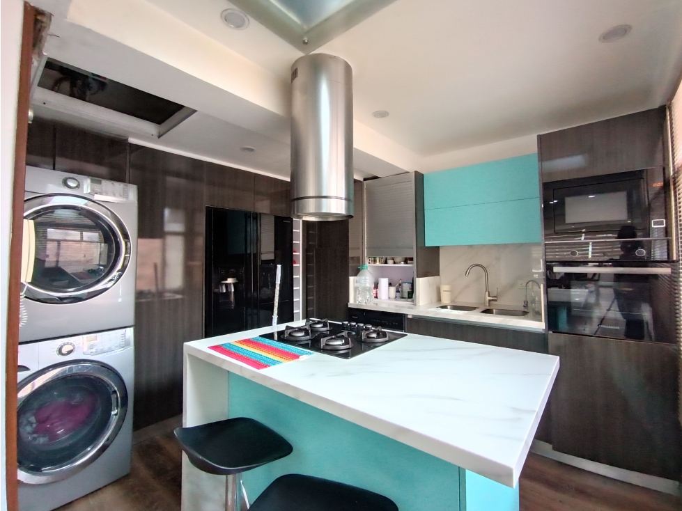Apartamento en venta en Los Cedros, Bogotá · foto 7 de 19